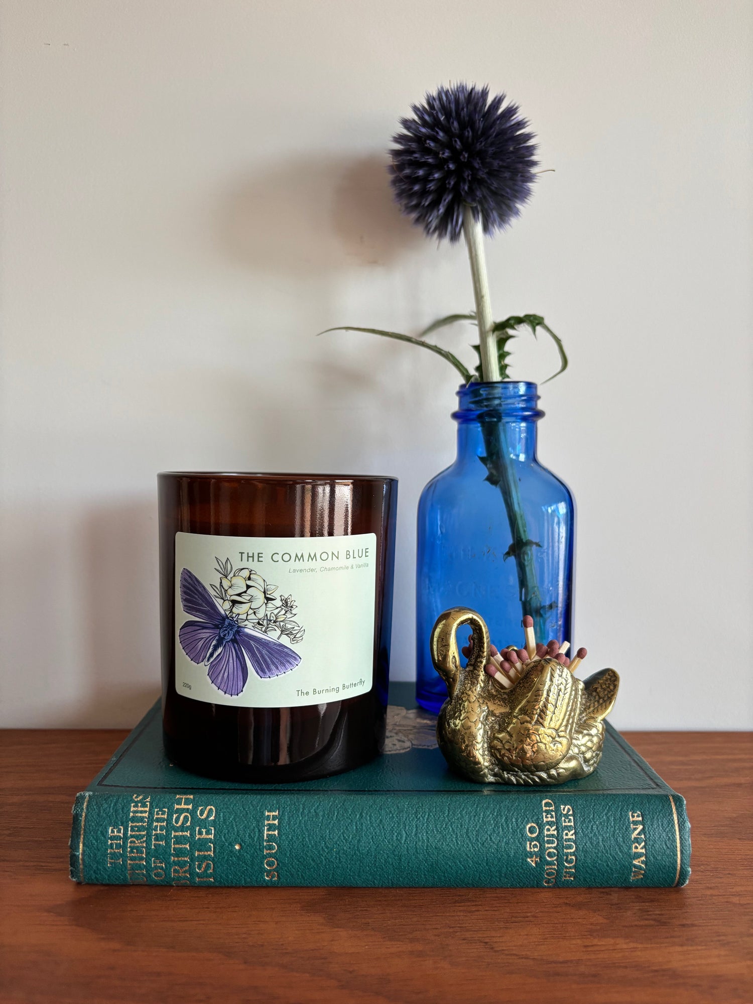The Common Blue Scented Candle in amber glass - Lavender, Chamomile and Vanilla | The Burning Butterfly