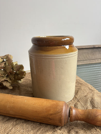 Stoneware Pot